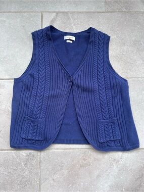 Van Heusen Navy Cable-Knit V-Neck Sweater Vest